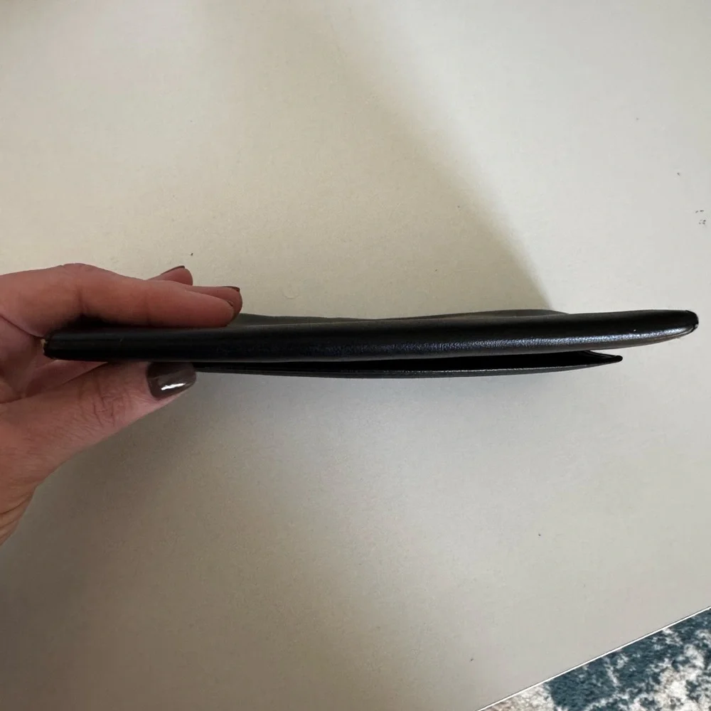 💌 Dior Sophistication: The Black Leather Envelope Wallet